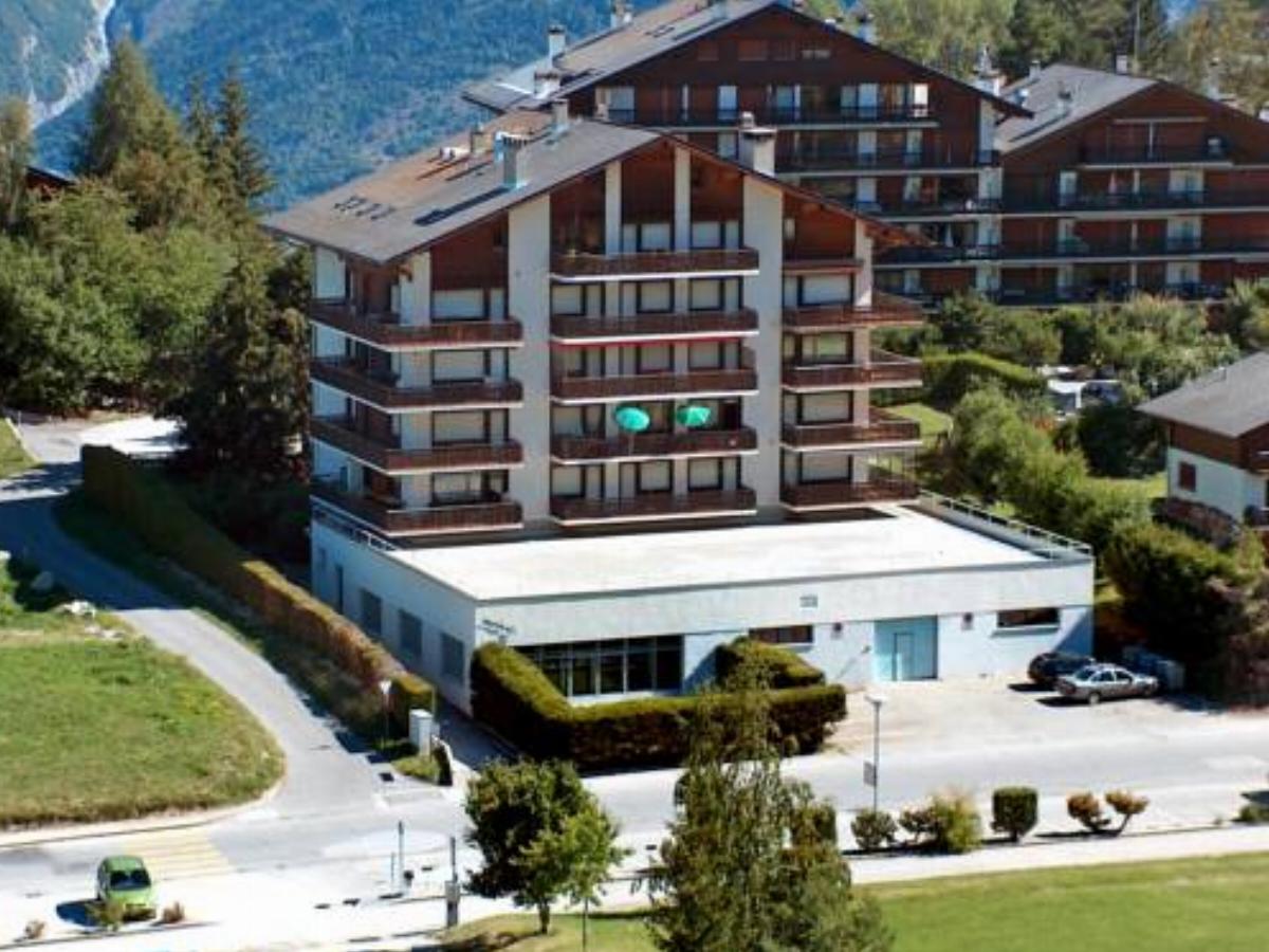 Apartment Ecluses 11 Hotel Nendaz Switzerland