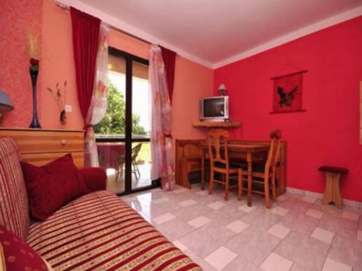 Apartment Fazana 13742a Hotel Marana Croatia