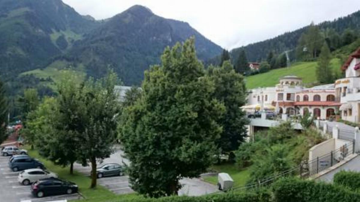 Apartment im Alpendorf Hotel Sankt Johann im Pongau Austria