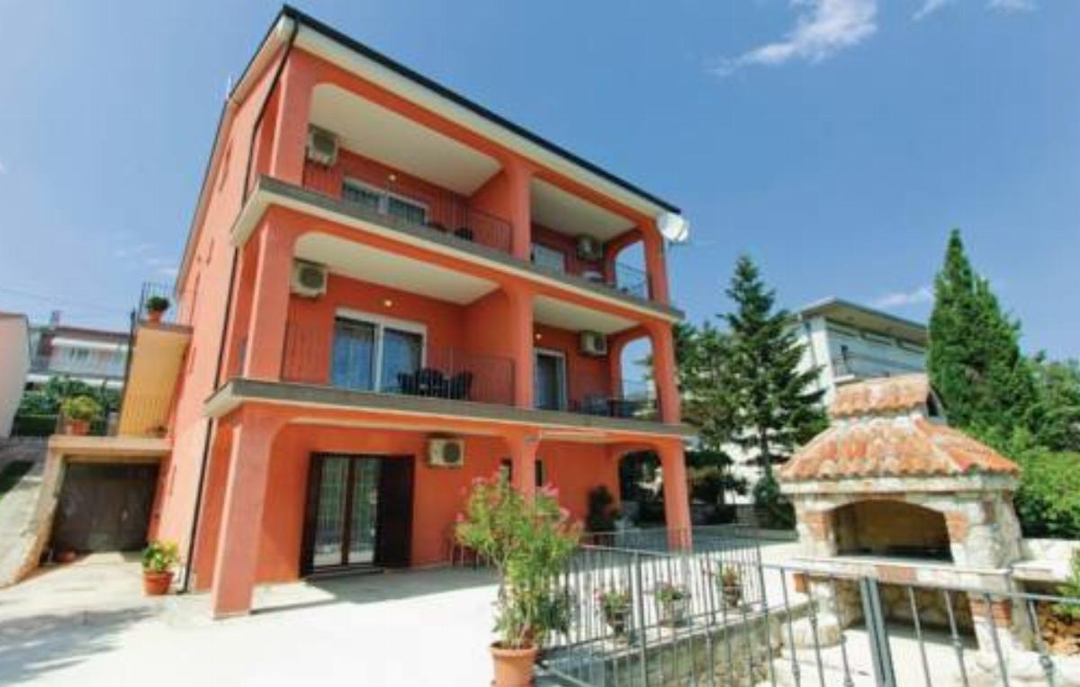 Apartment Kralja Zvonimira Cr Hotel Novi Vinodolski Croatia