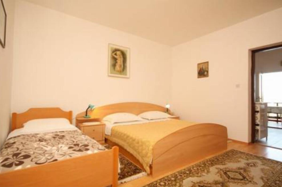Apartment Kukljica 8237c Hotel Kukljica Croatia