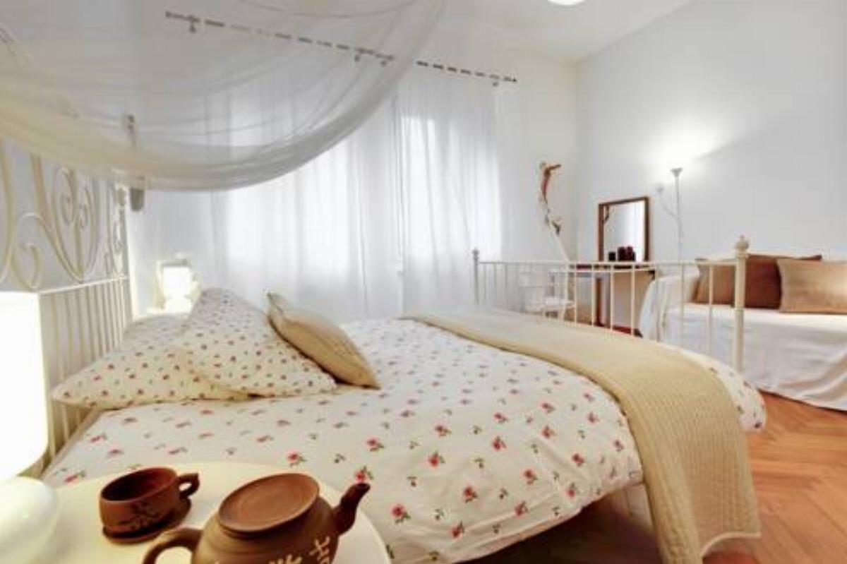 Apartment Le Nuvole Hotel Venice Italy