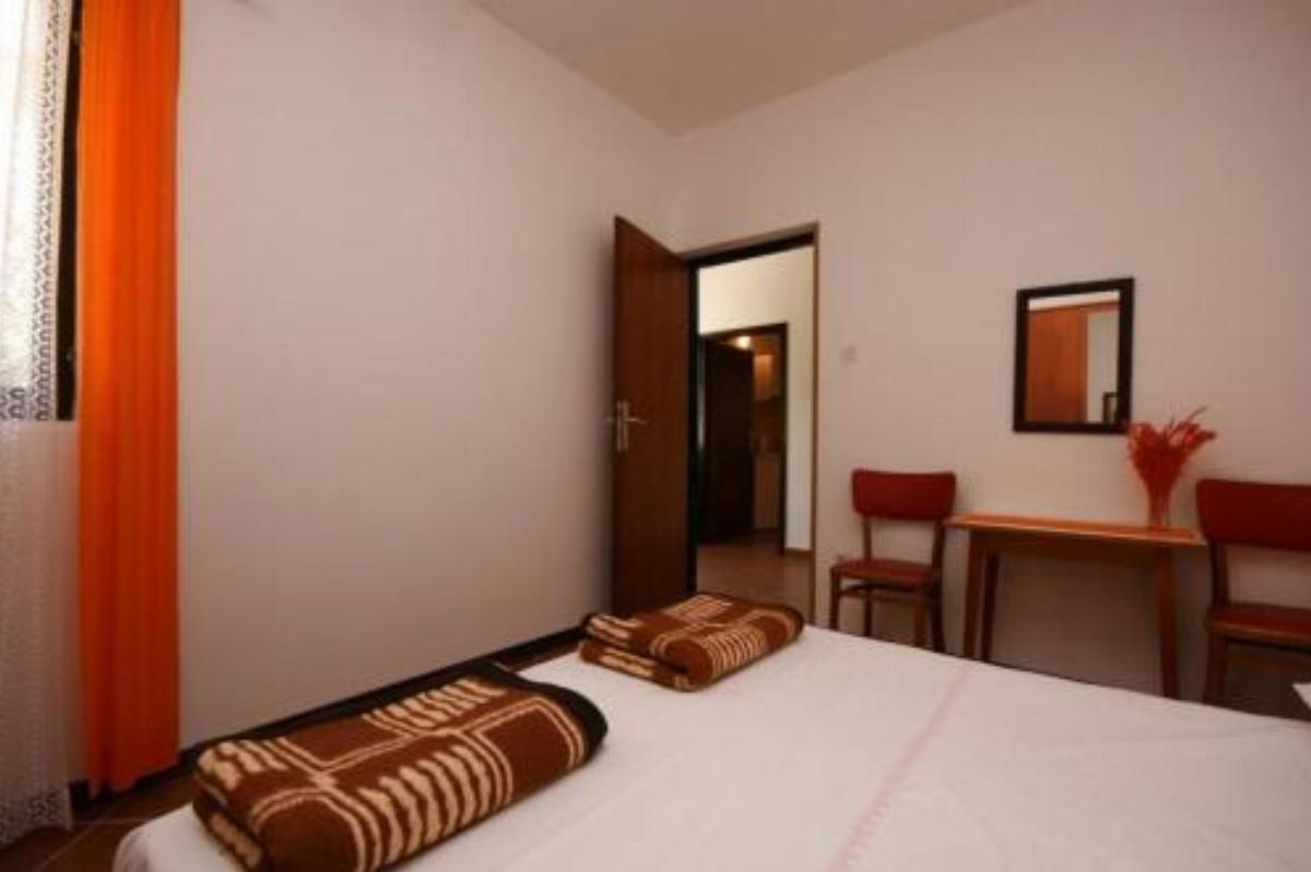 Apartment Mandre 6539b Hotel Kolan Croatia