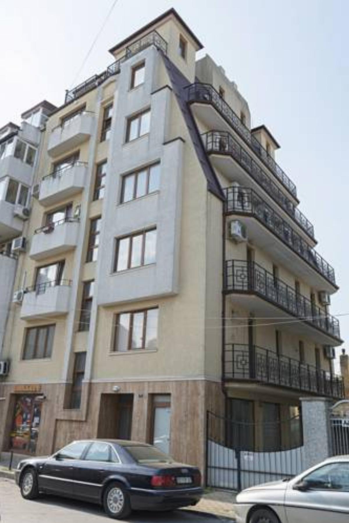 Apartment Petko Voivoda Hotel Varna City Bulgaria