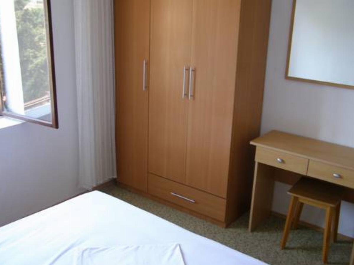 Apartment Radovan Hotel Drvenik Croatia
