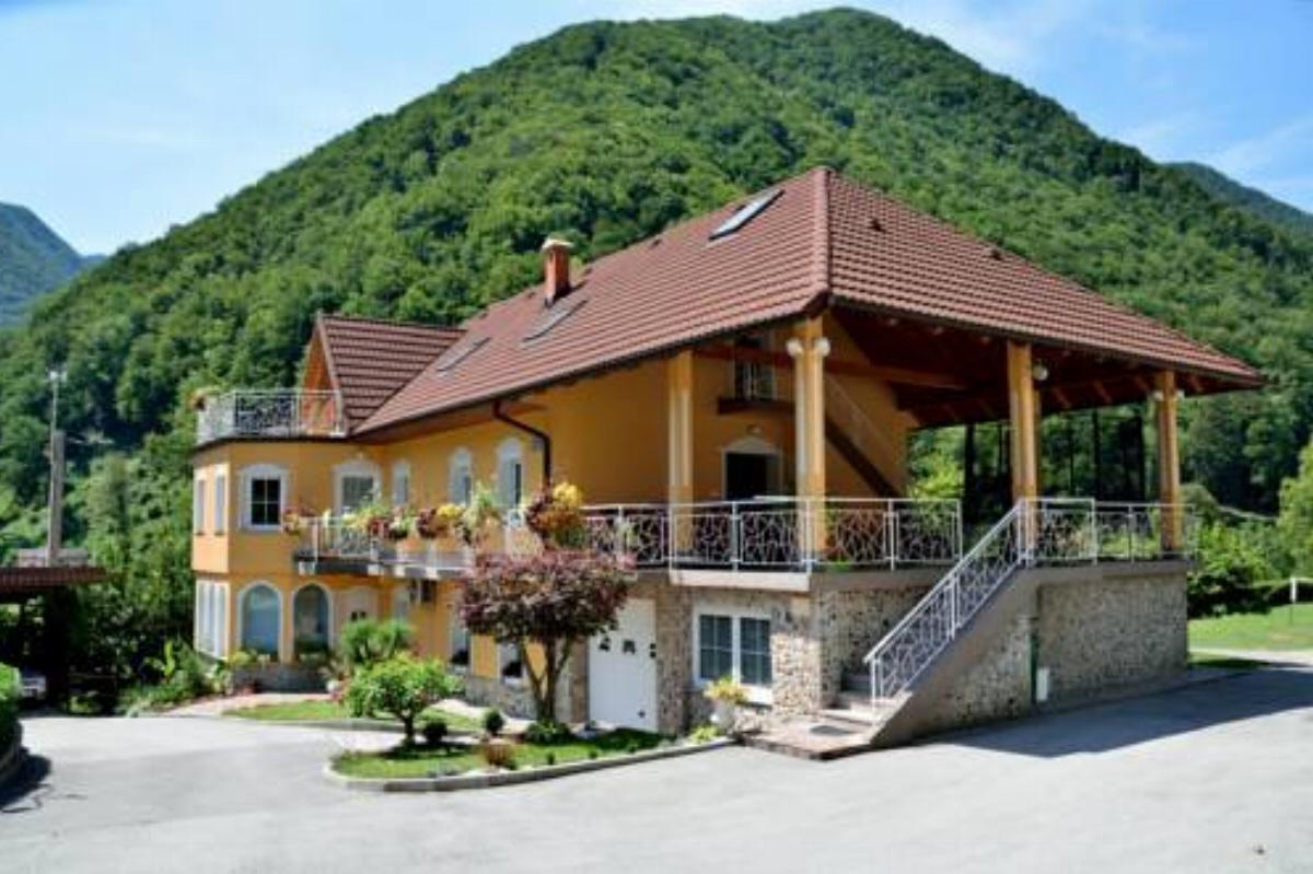 Apartment Sotočje Hotel Dolenja Trebuša Slovenia