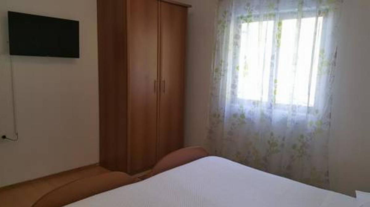 Apartment Uvala Bristova 5716a Hotel Bogomolje Croatia