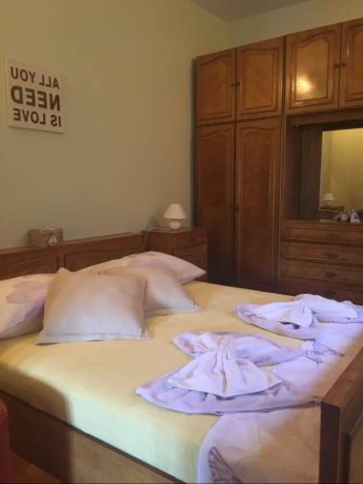 Apartment Vocem Aestas Hotel Jelsa Croatia
