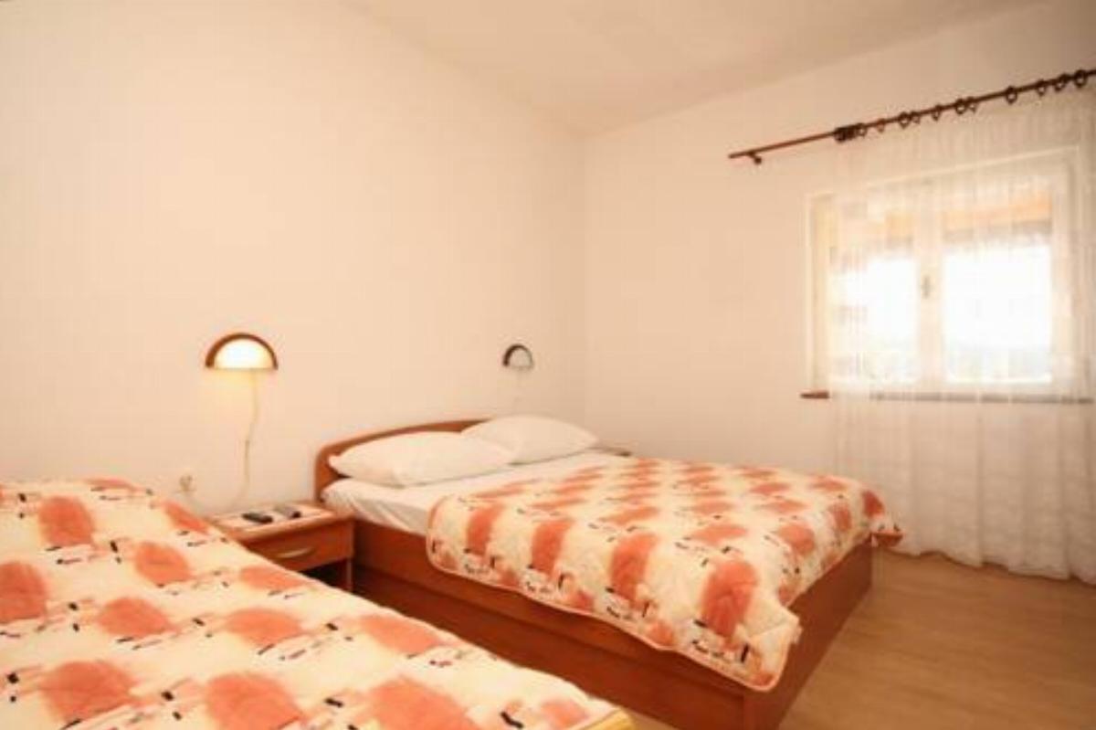 Apartment Zaklopatica 8393b Hotel Lastovo Croatia