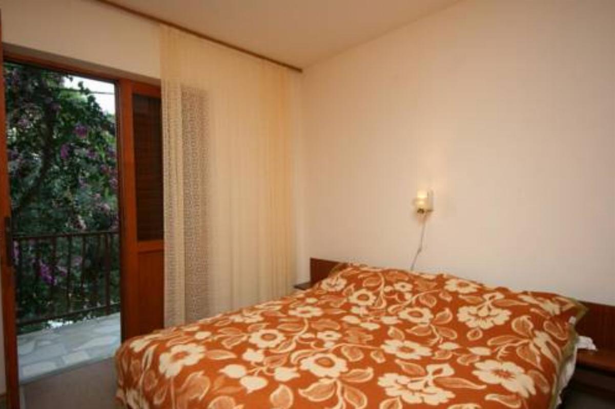 Apartment Zivogosce - Mala Duba 2603a Hotel Igrane Croatia