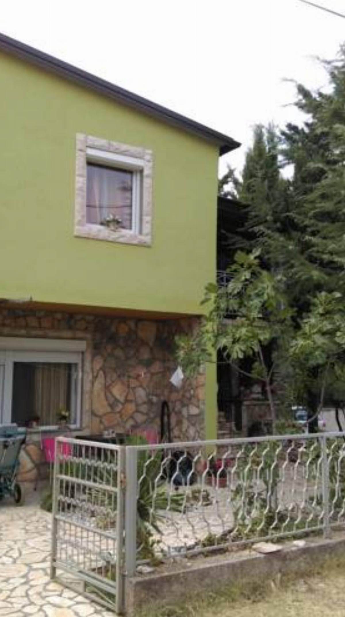 Apartments Dino Hotel Gornji Karin Croatia