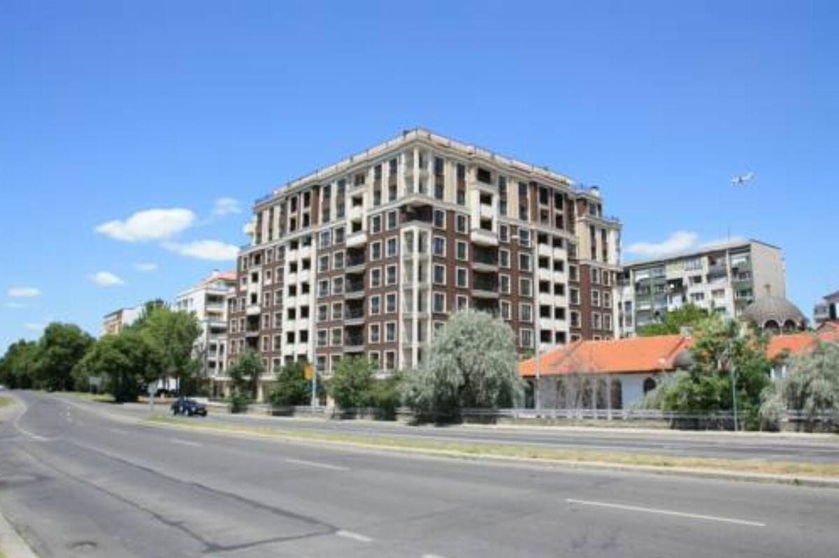 Apartments Dom Izgrev Hotel Burgas City Bulgaria