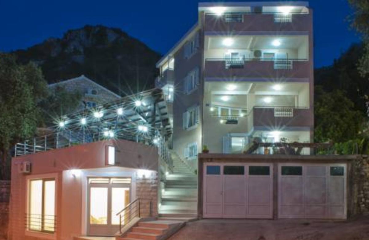 Apartments Marina Hotel Sveti Stefan Montenegro