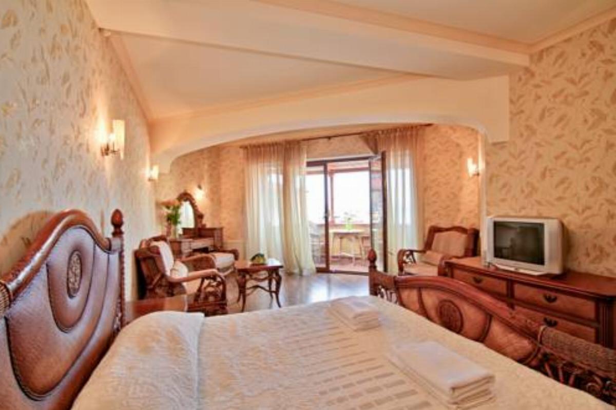 Apartments Villa Balgatura Hotel Hurzuf Crimea