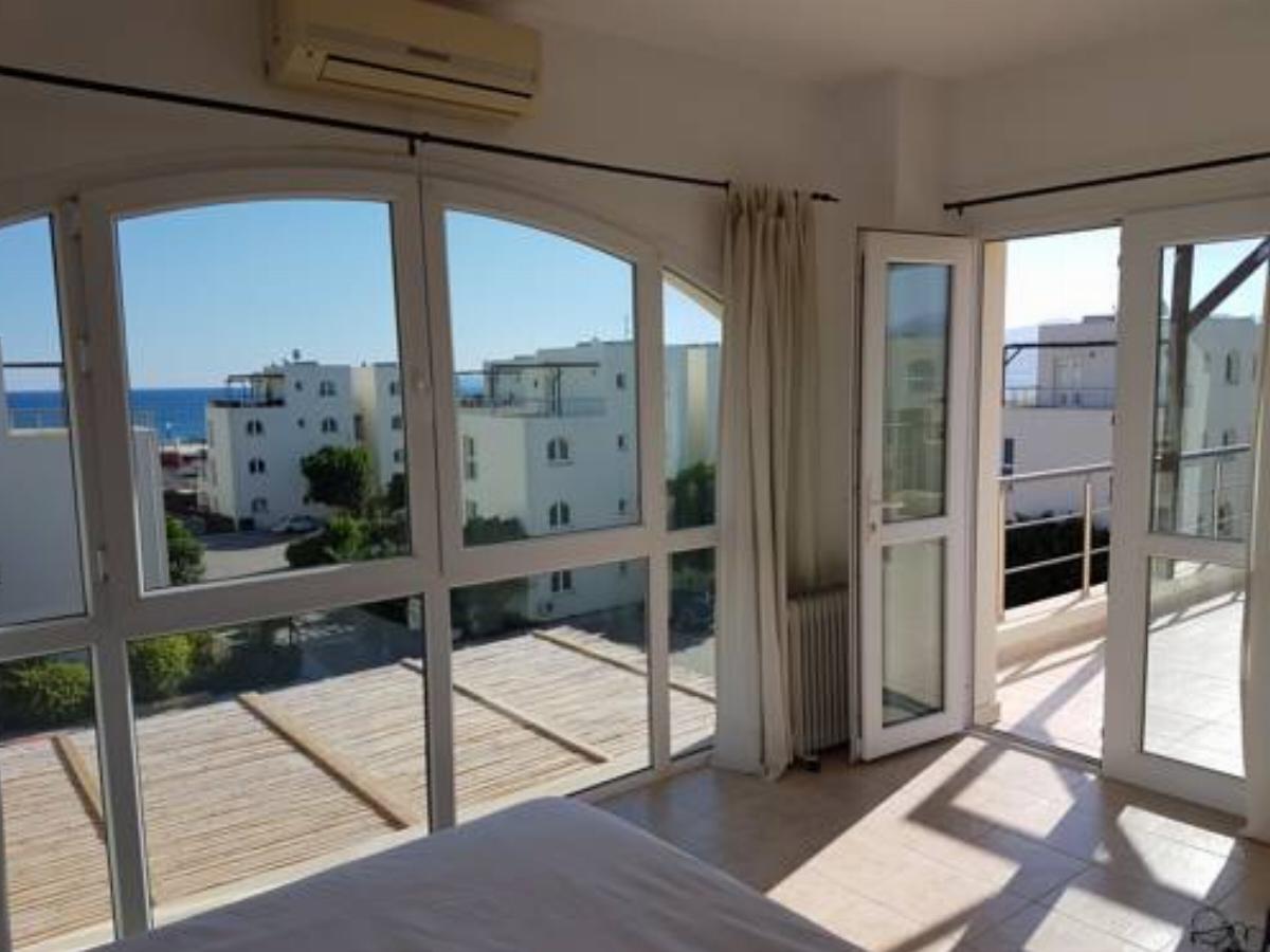 Aphrodite Beachfront Penthouse Apartment Hotel Ghaziveran Cyprus