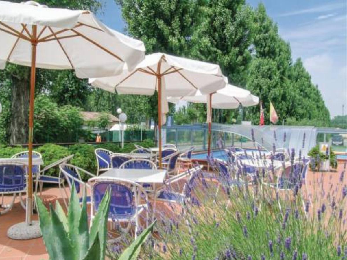 App. 10 Hotel Castiglione del Lago Italy