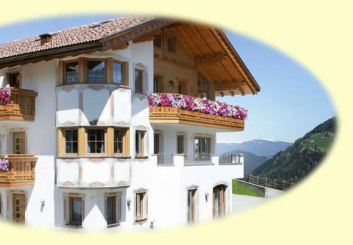 Appartamenti Hetty Hotel Santa Cristina In Val Gardena Overview