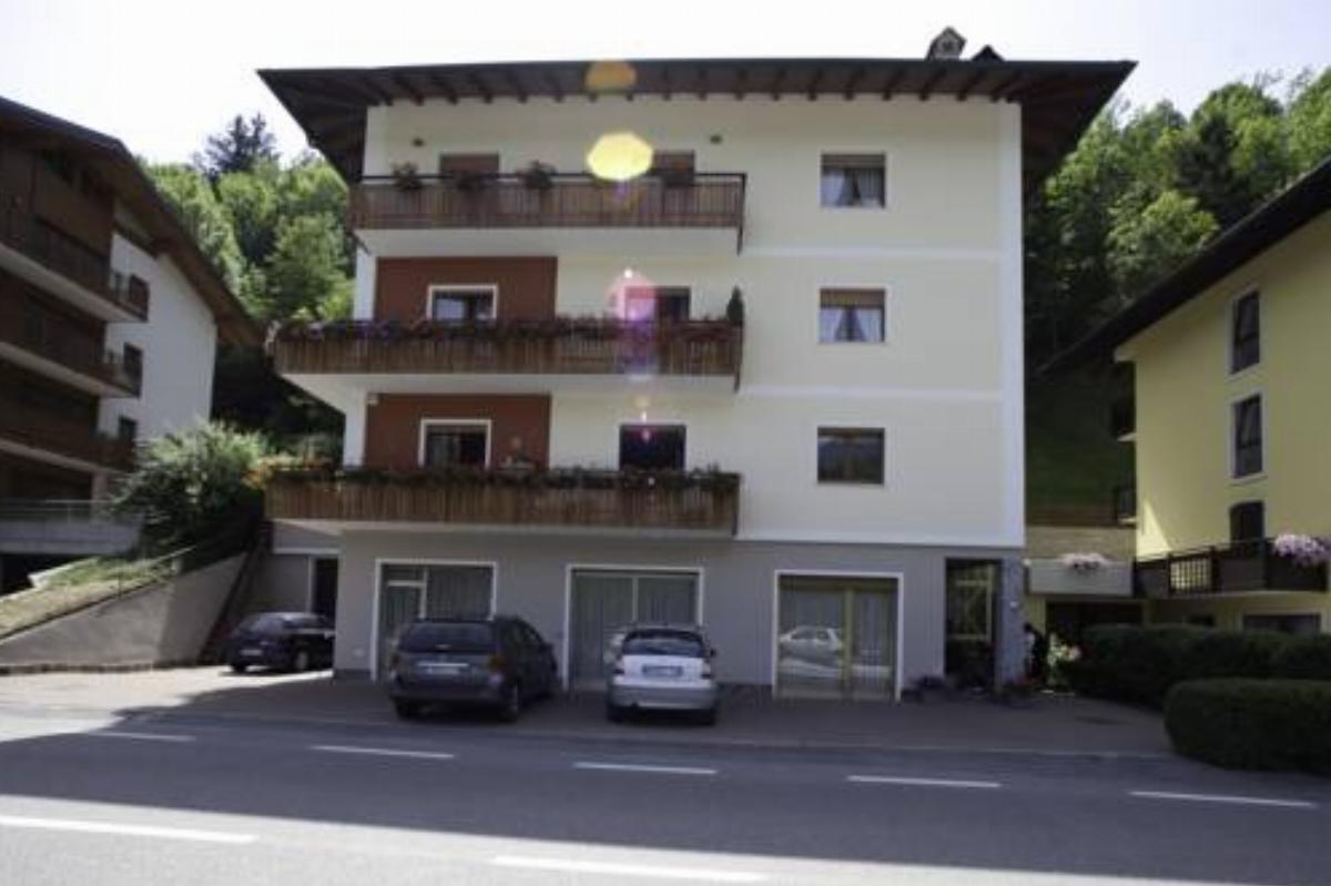 Appartamenti Pedrini Hotel Comano Terme Italy