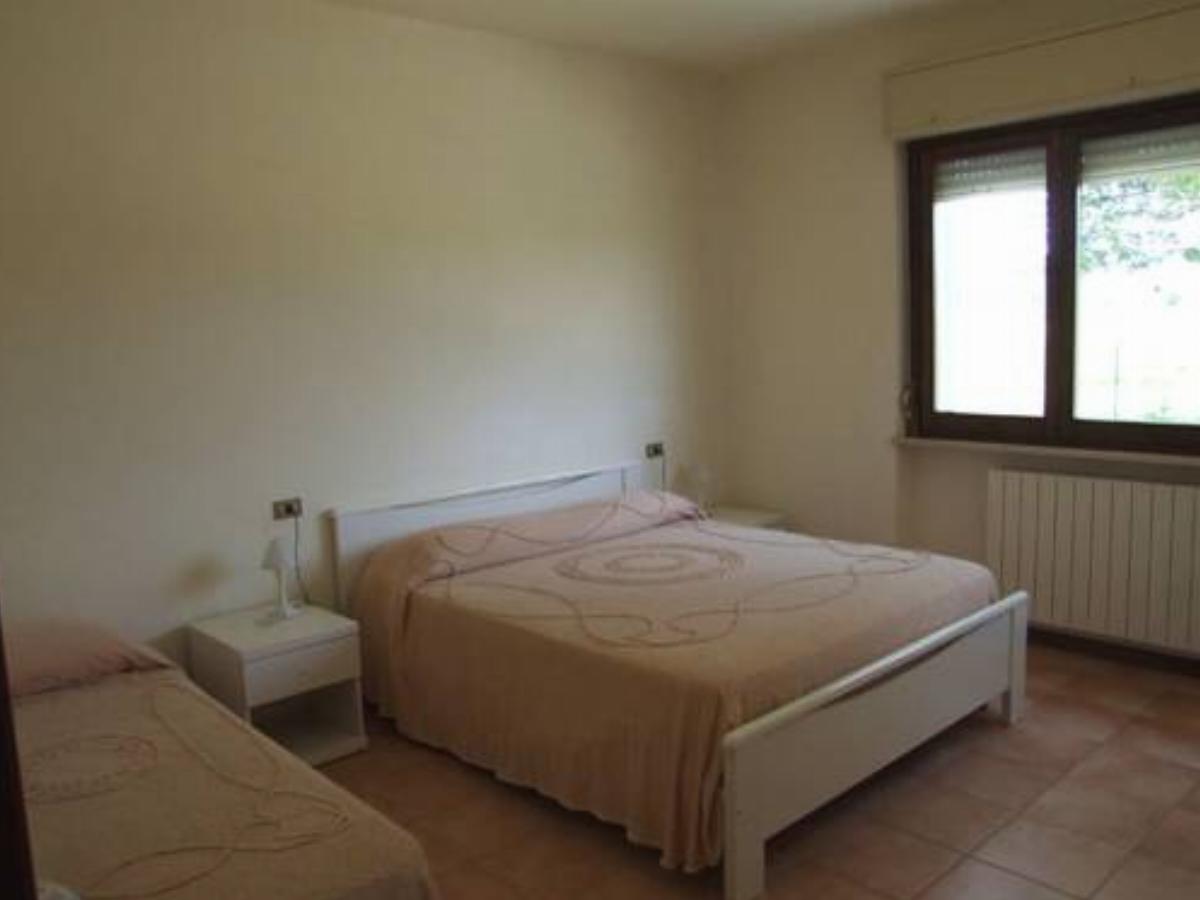 Appartamenti Tomassini Hotel Cannara Italy