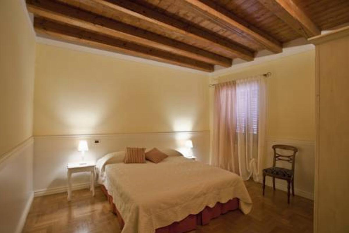 Appartamento nel Centro Storico di Verona Hotel Verona Italy