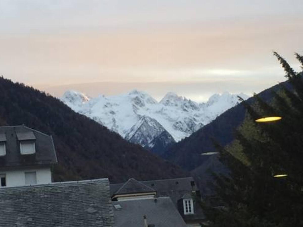 Appartement 2 personnes cures ski luchon Hotel Luchon France