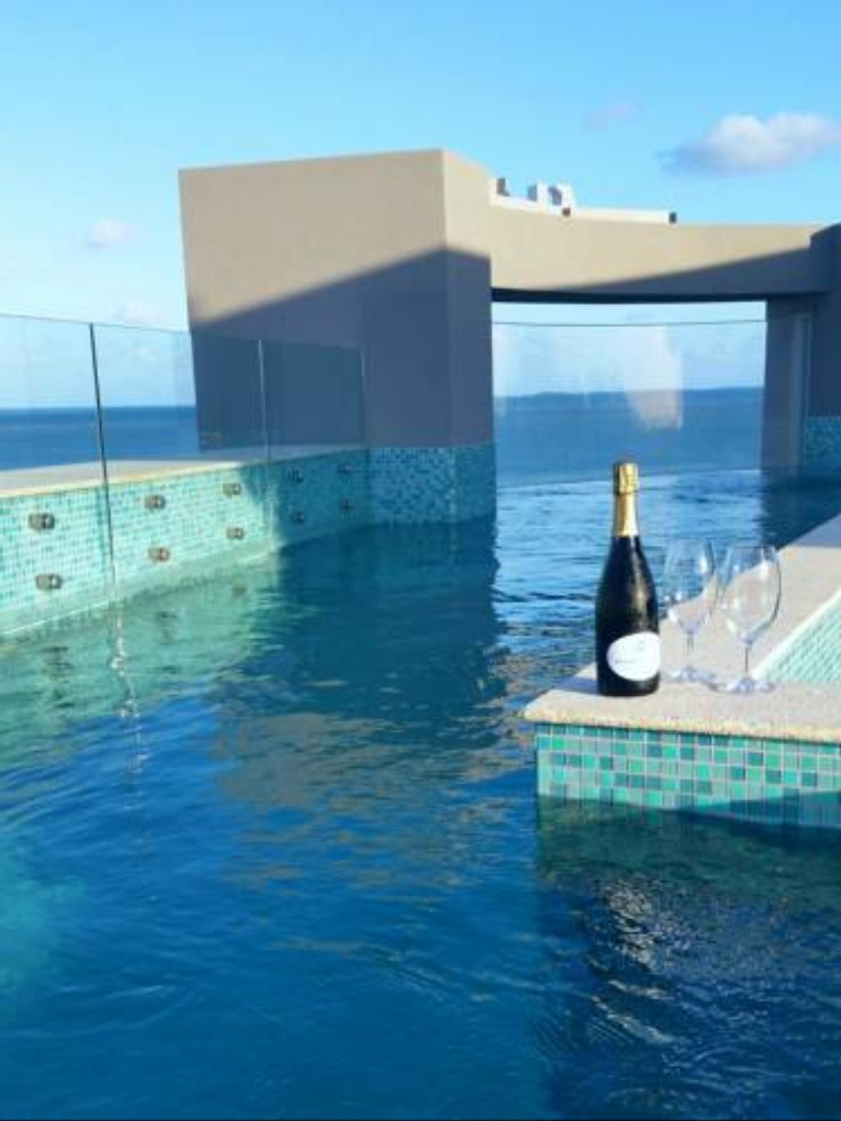 Aqua Aqua Luxury Penthouses Hotel Hervey Bay Australia
