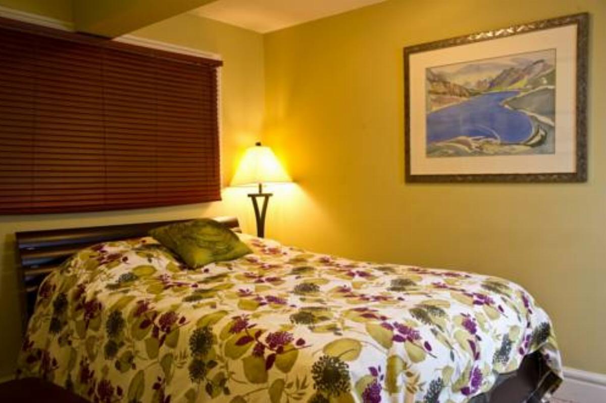 Auberge Kicking Horse Bed & Breakfast Hotel Golden Canada