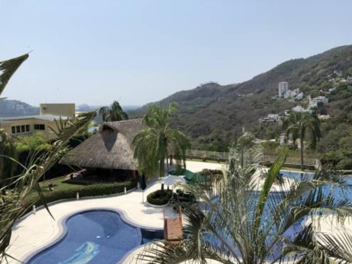 B Pichilingue Esmeralda Apt & Beach Club Hotel Acapulco Mexico