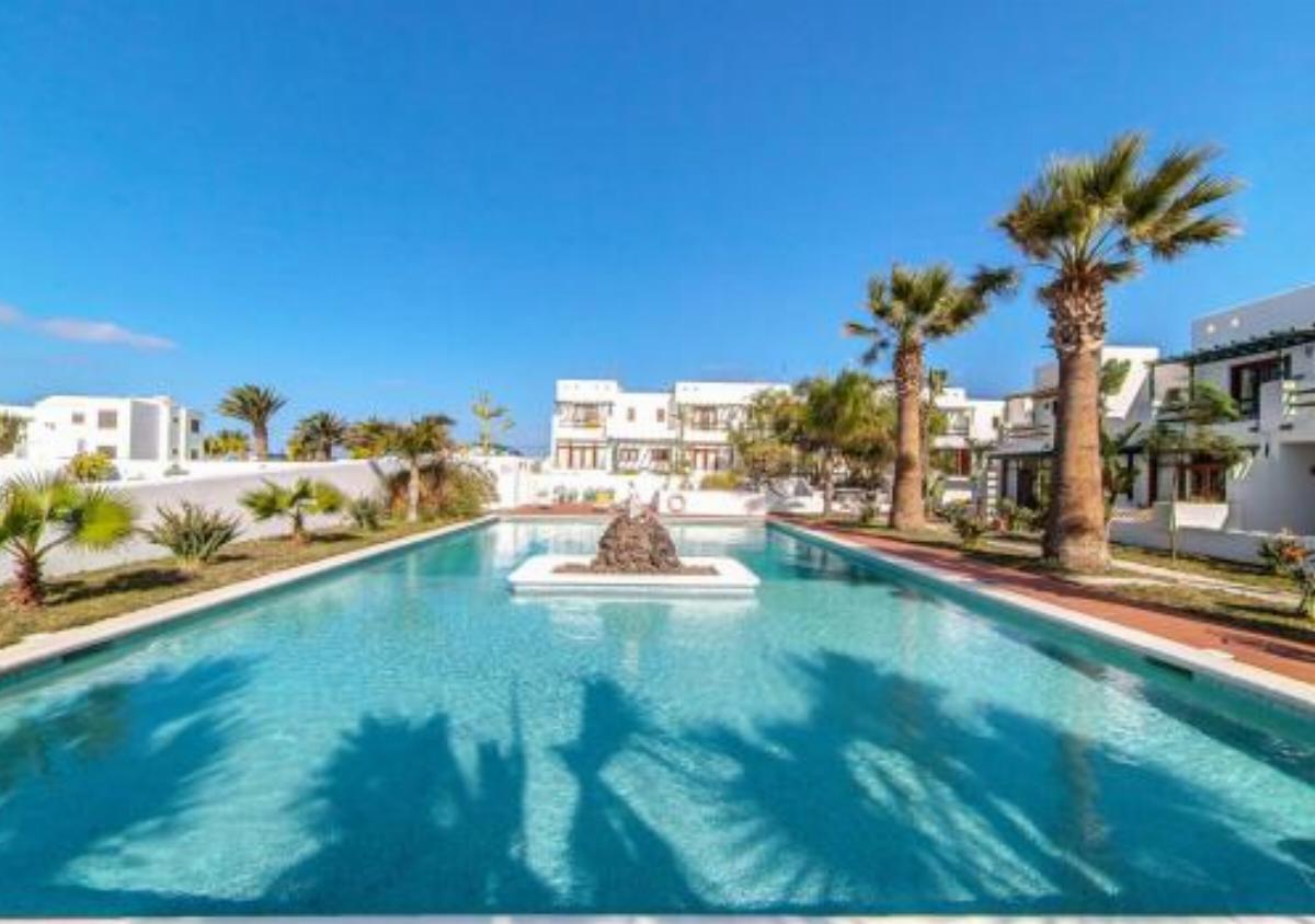 B13-Dúplex luminoso+ piscina a 150 m del mar Hotel Charco del Palo Spain