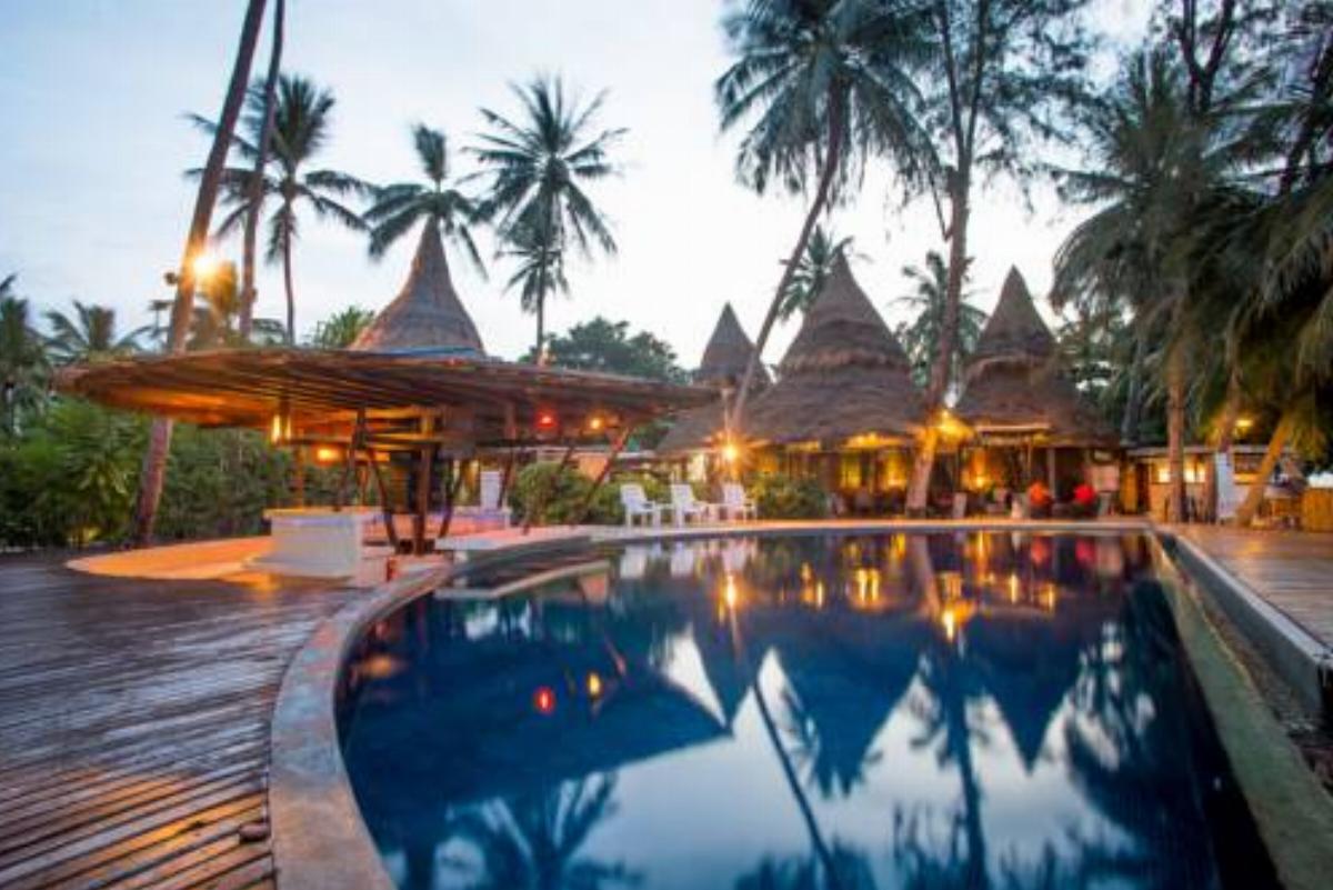 B52 Beach Resort Hotel Thongsala Thailand
