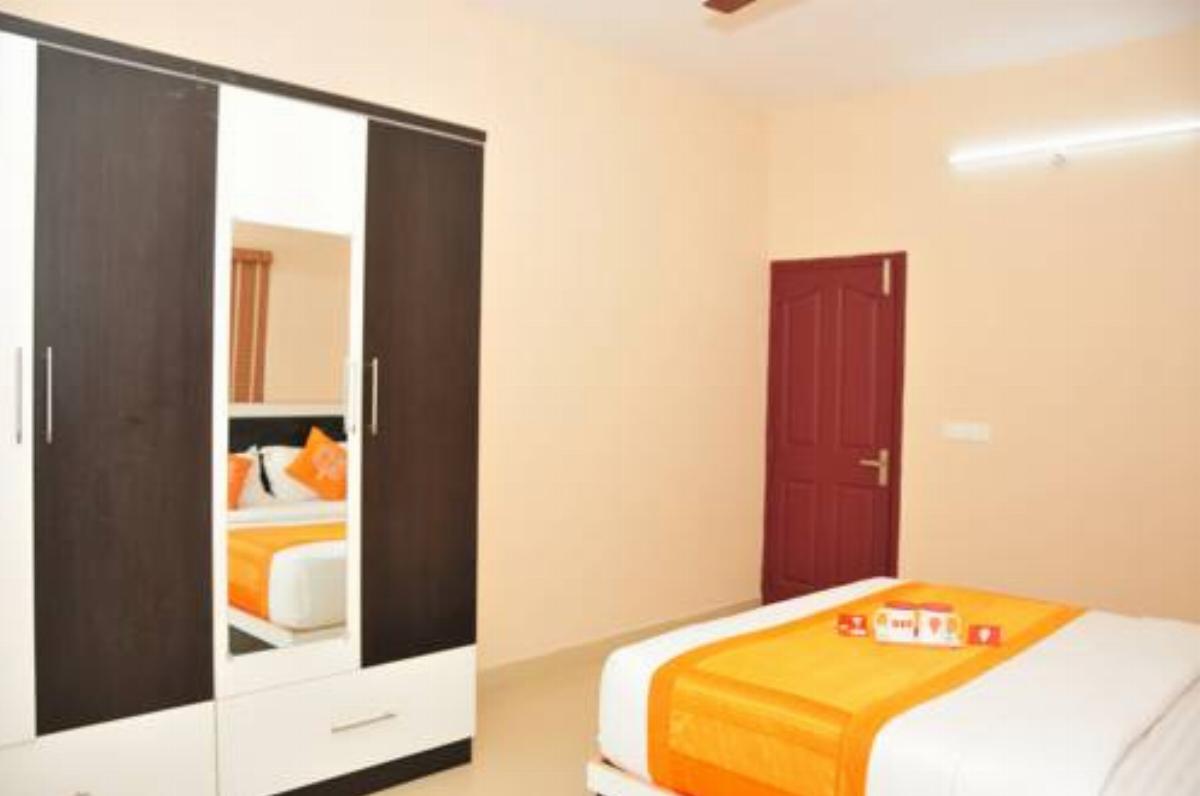 Badriyas Royal Apartment Hotel Virajpet India