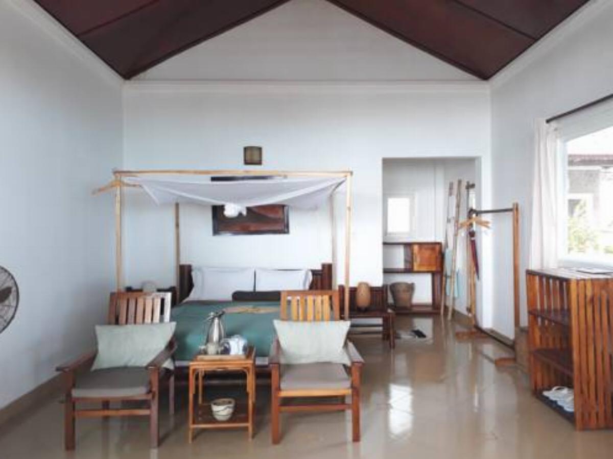 Bamboo Cottages Hotel Cua Can Vietnam