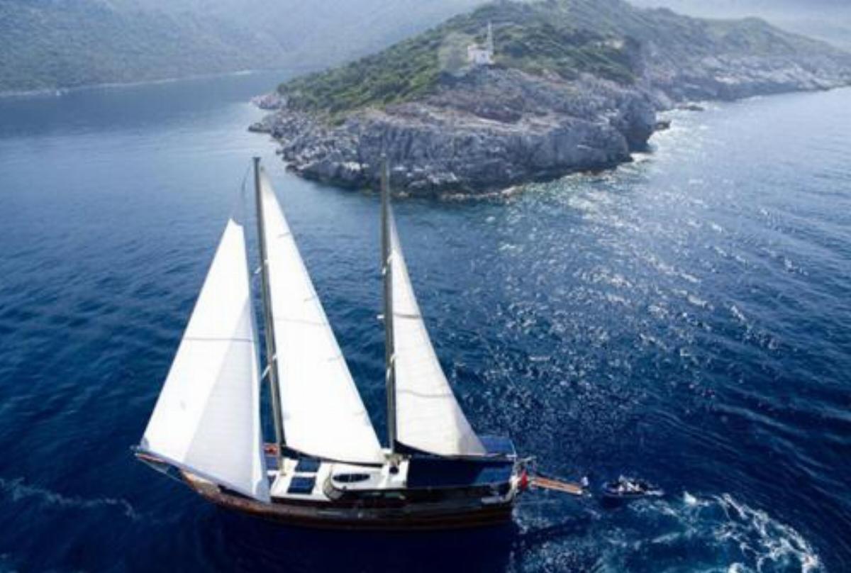 Barbaros Yachting Luxury Private Gulet 5 Cabins Hotel Bodrum City Turkey