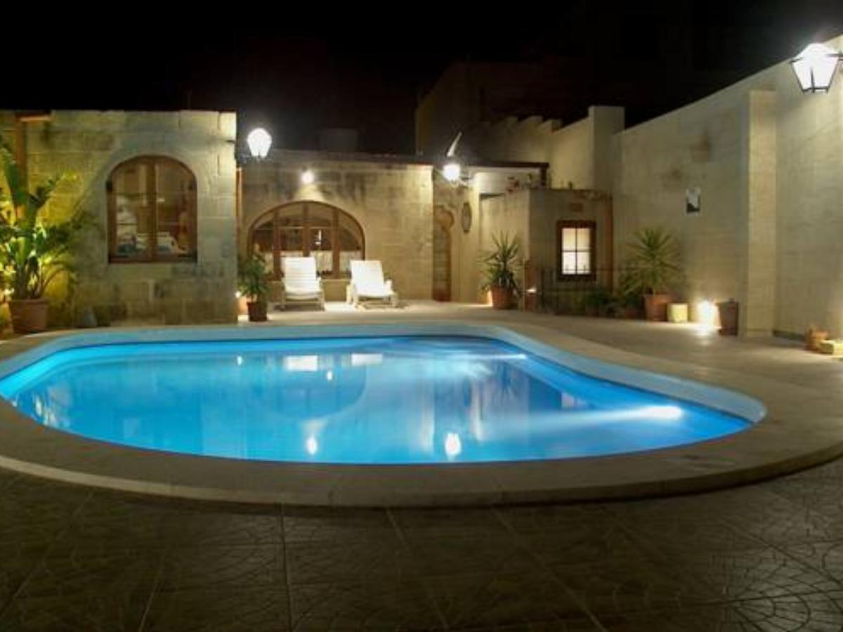 Barumbara Farmhouse Hotel Sannat Malta