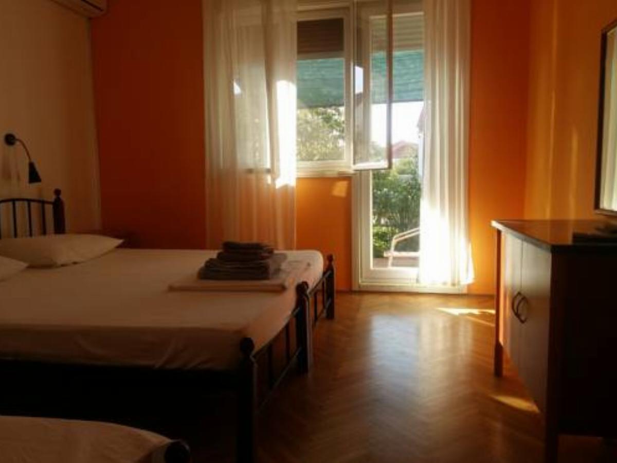 Basil Apartments and Rooms Hotel Betina Croatia