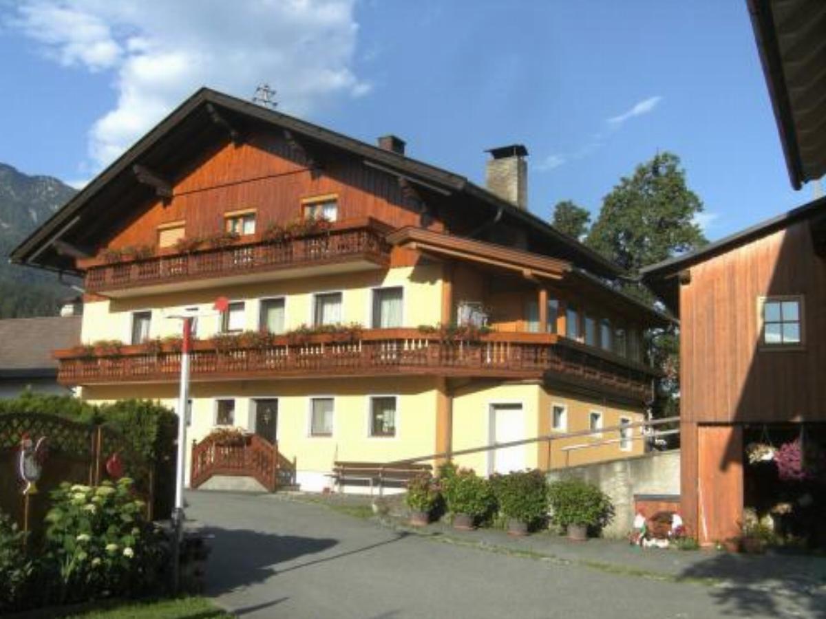 Bauernhof Katin Hotel Tröpolach Austria