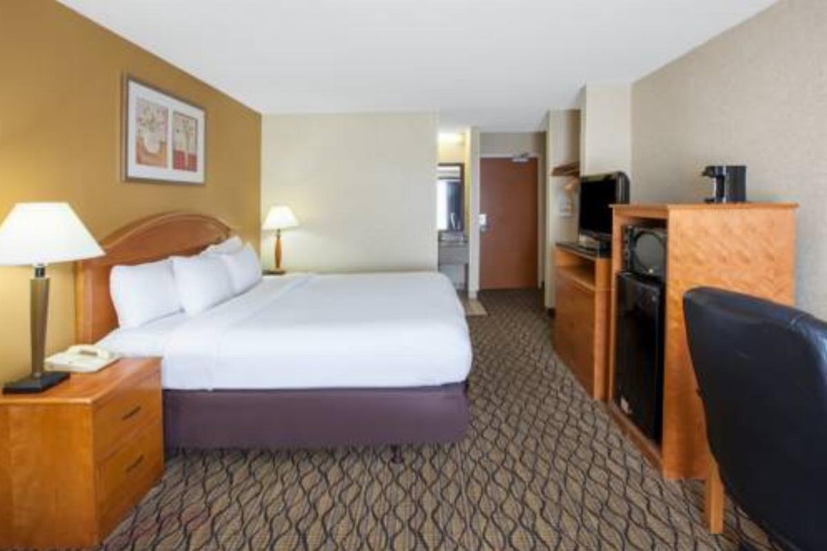 Baymont Inn & Suites Canton Hotel Canton USA