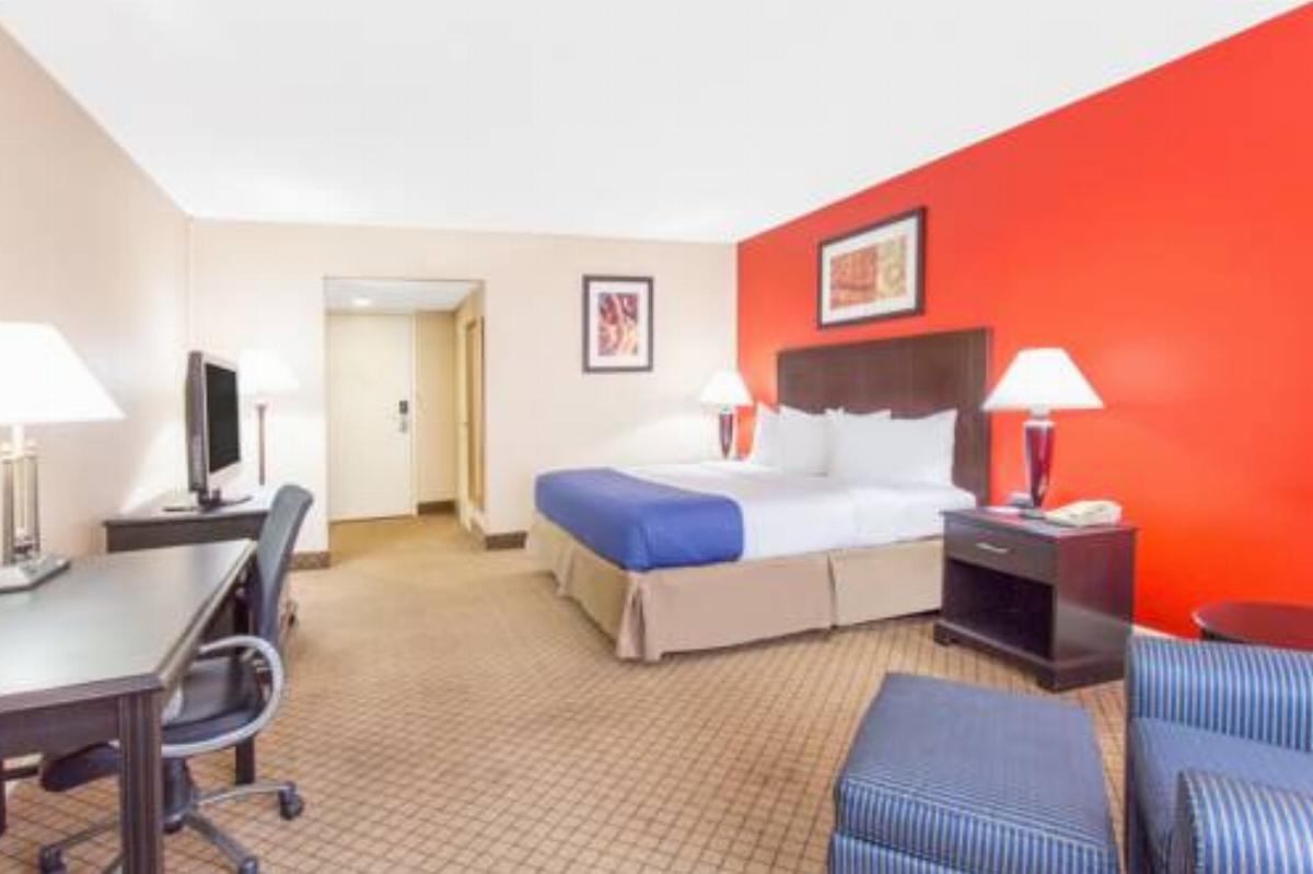 Baymont Inn & Suites Fayetteville Fort Bragg Area Hotel Fayetteville USA