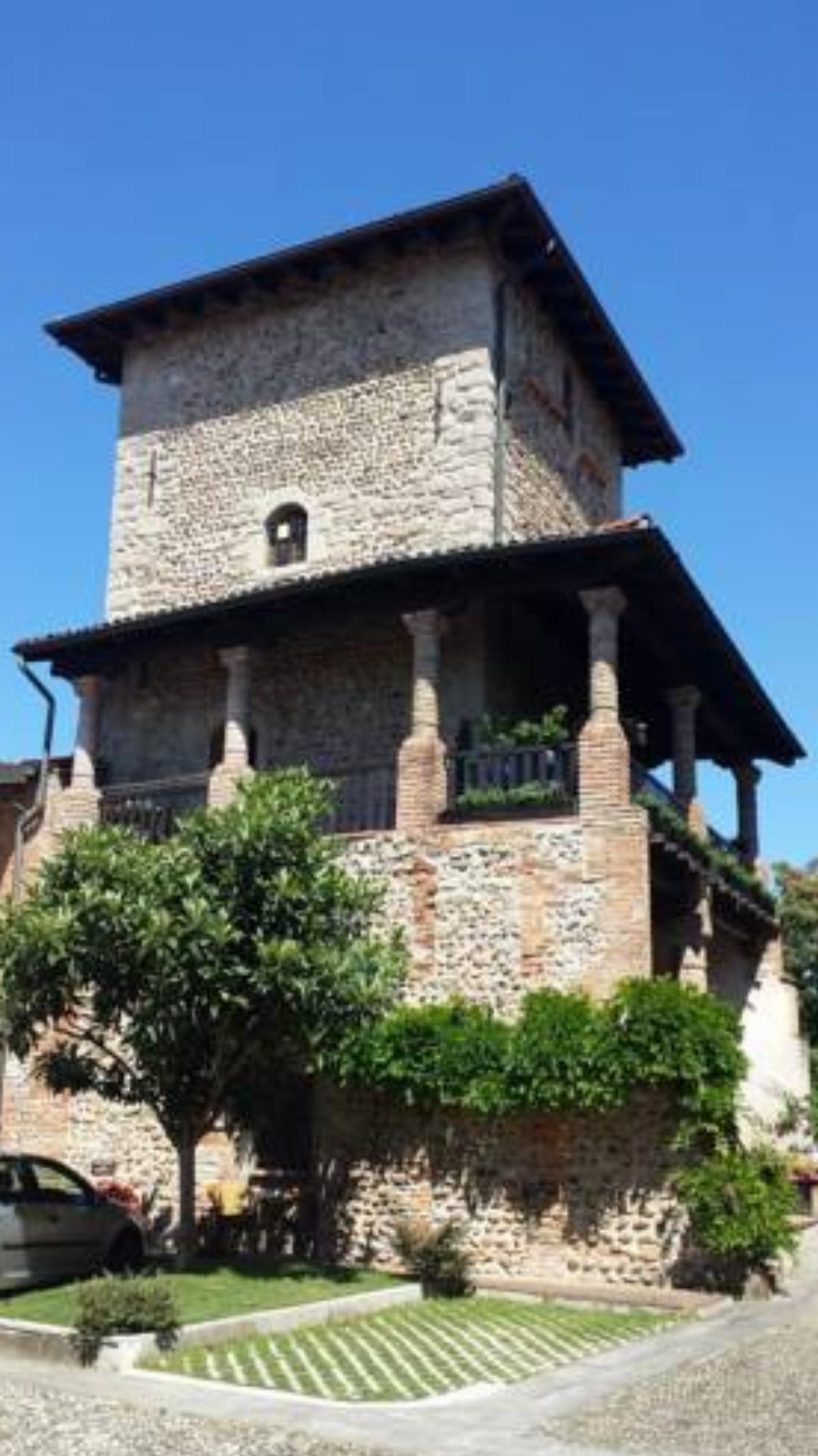 B&B La Torre Medioevale Hotel Marne di Filago Italy