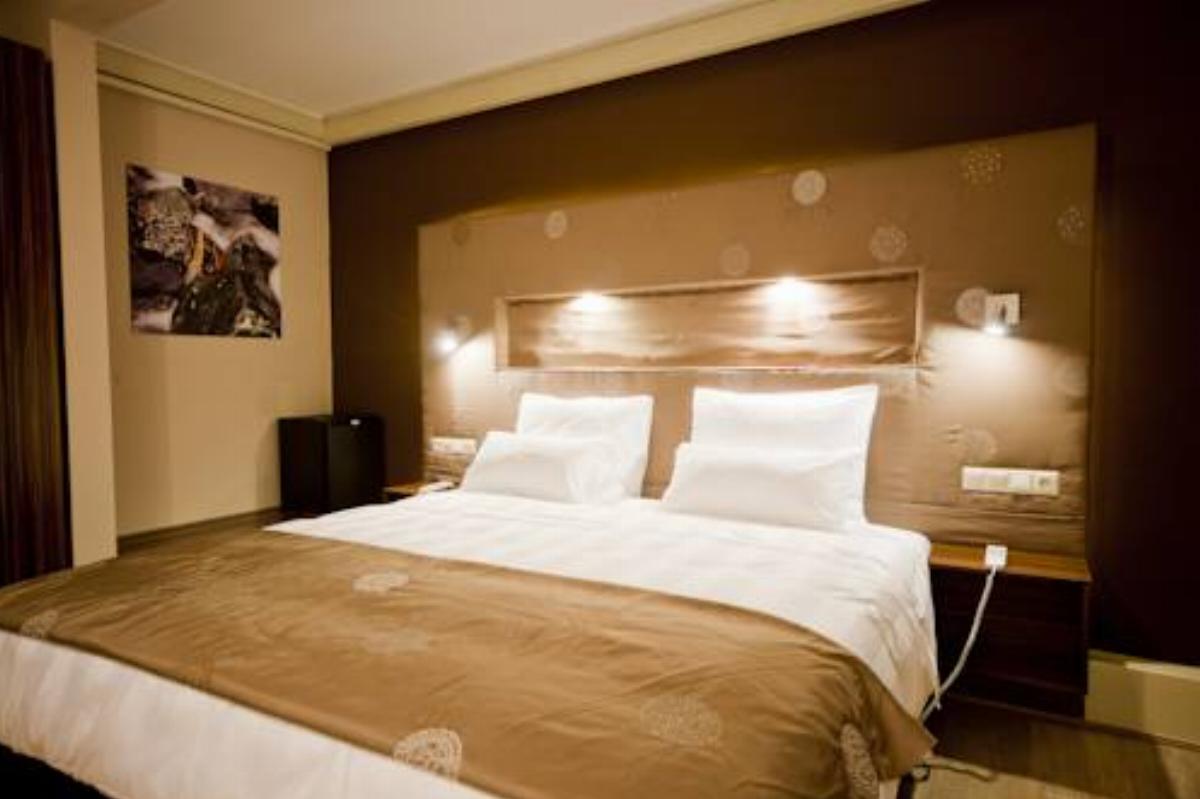B&B Raadhuis Dinther Suites Hotel Heeswijk-Dinther Netherlands