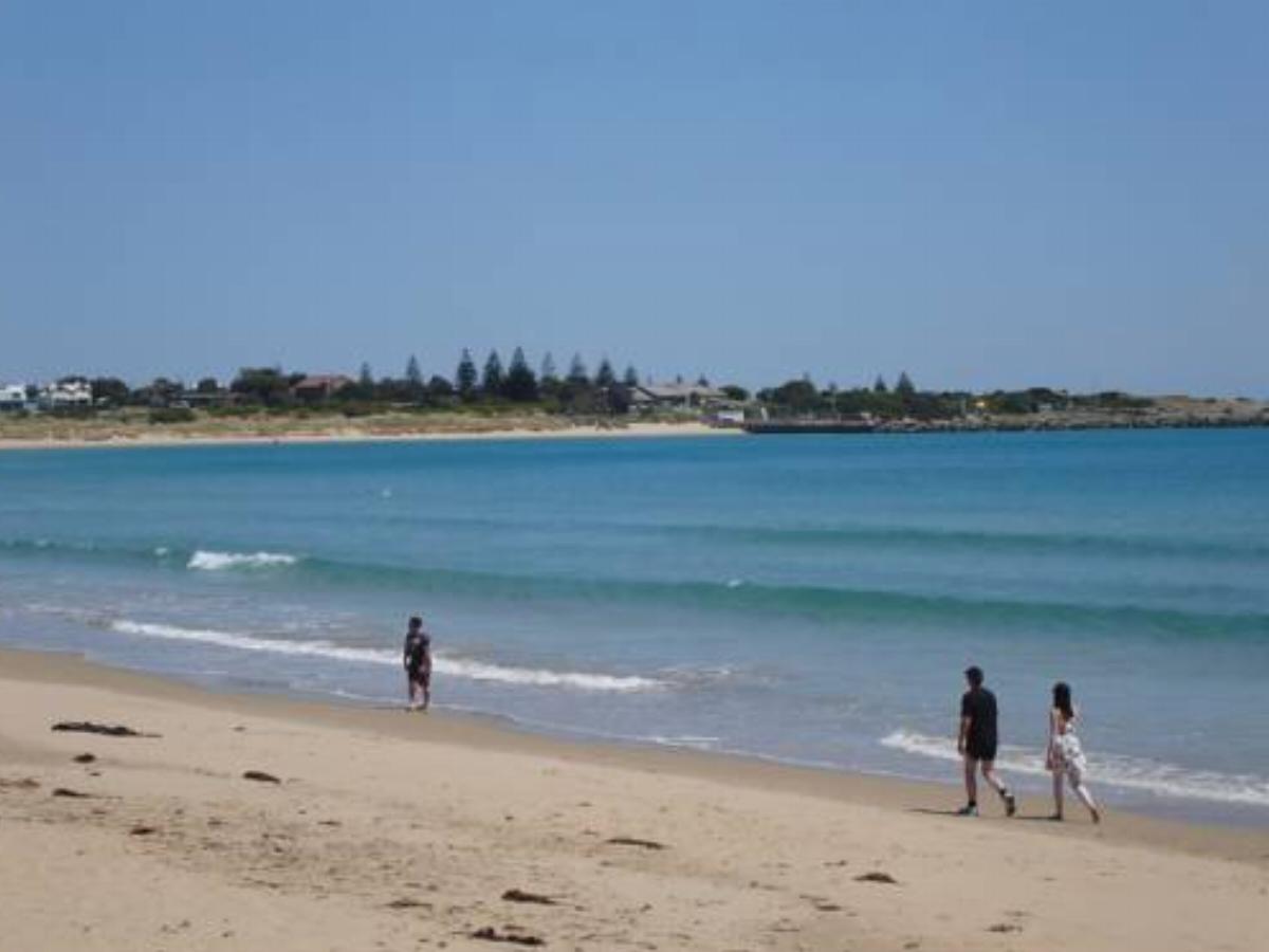 Beach Holiday Cottage Hotel Apollo Bay Australia