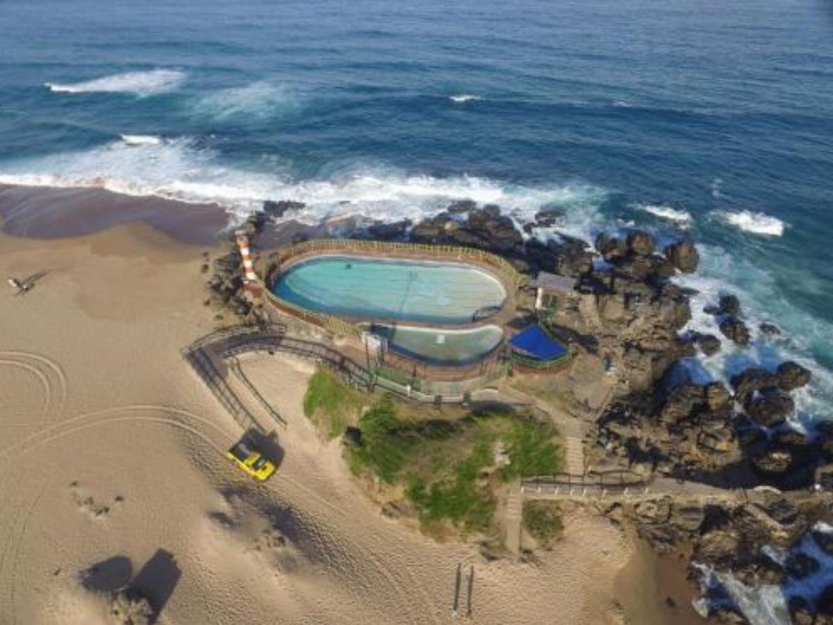 Beachfront Cabanas Hotel Winklespruit South Africa