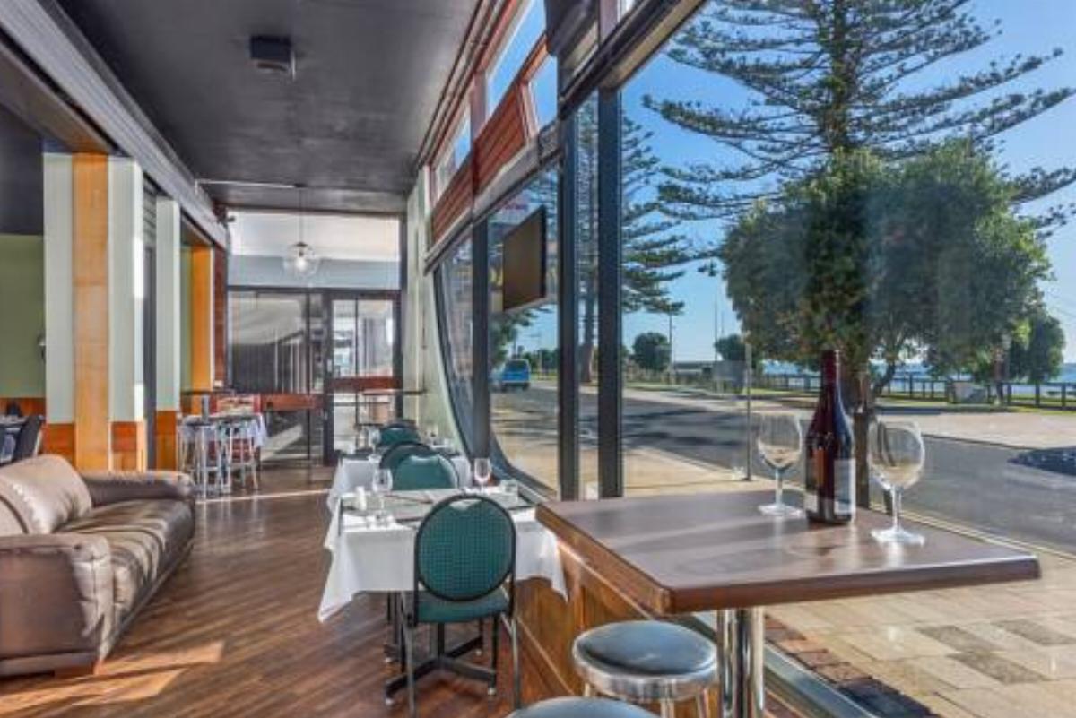 Beachfront Voyager Motor Inn Hotel Burnie Australia