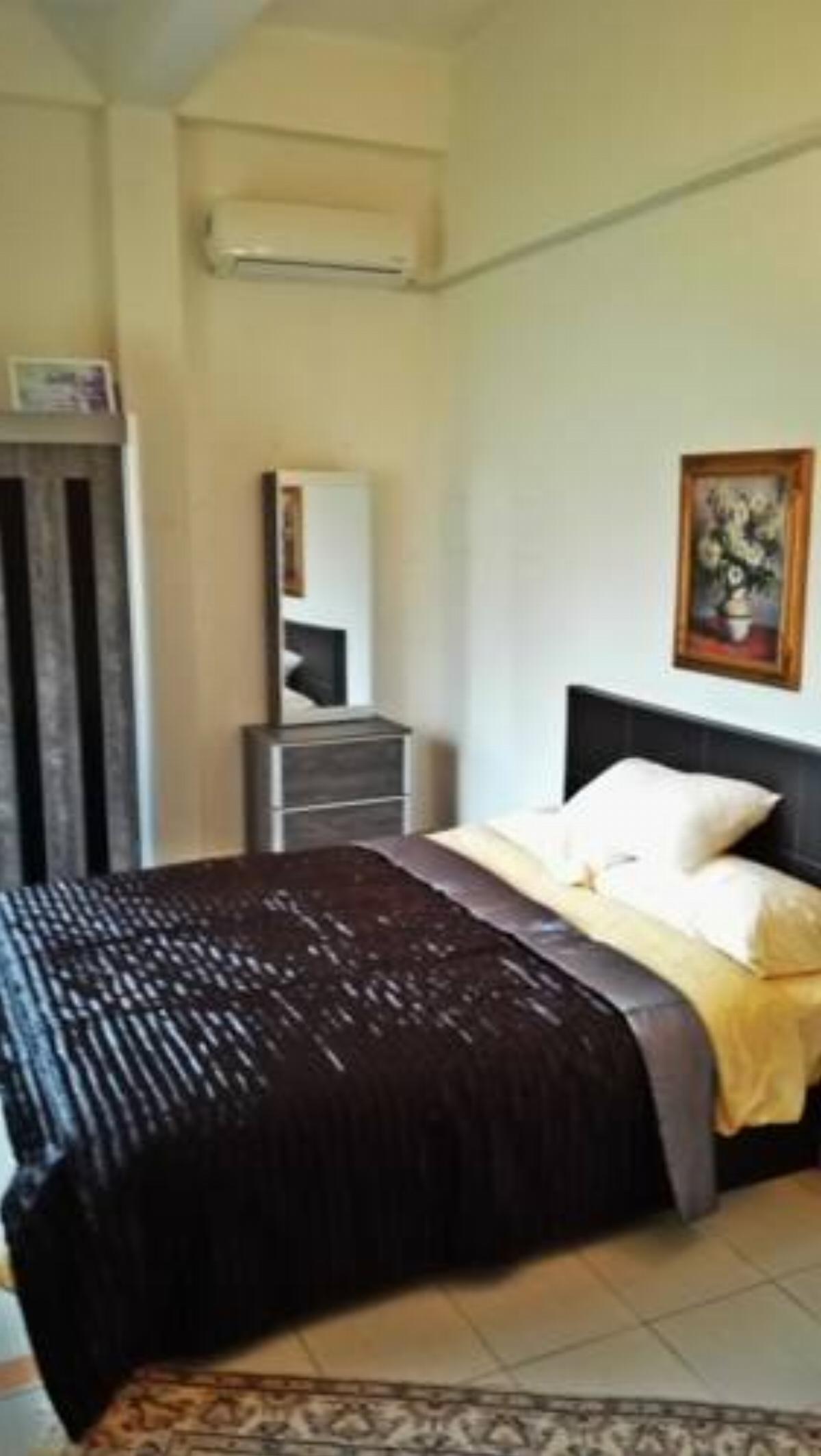 Beautiful Two Bedroom Converted Flat. BSB Hotel Kampong Beribi Brunei Darussalam