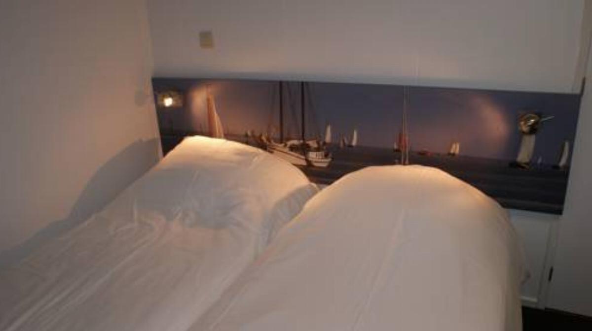 Bed and Breakfast De Zeehoeve Hotel Harlingen Netherlands