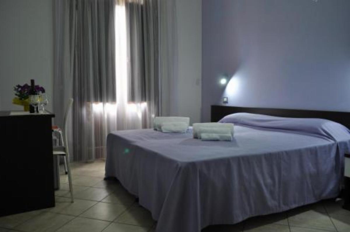 Bed And Breakfast Turi Hotel Castelluzzo Italy
