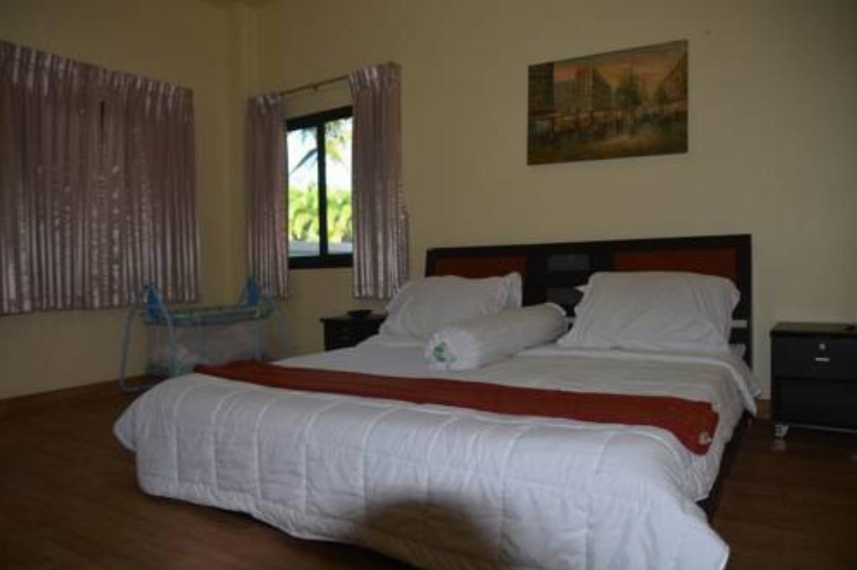 Bedroom Superior South Pattaya Gated Villa Beachfront Hotel Ban Amphoe Thailand