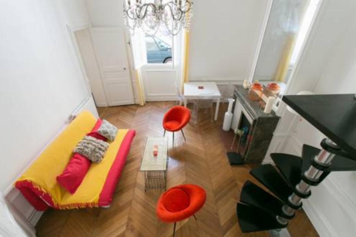 Bel appartement déco et charme Hotel Paris France