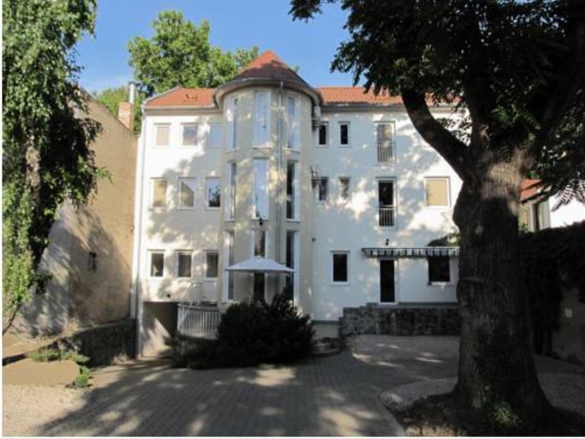Benevia Apartments Hotel Pécs Hungary