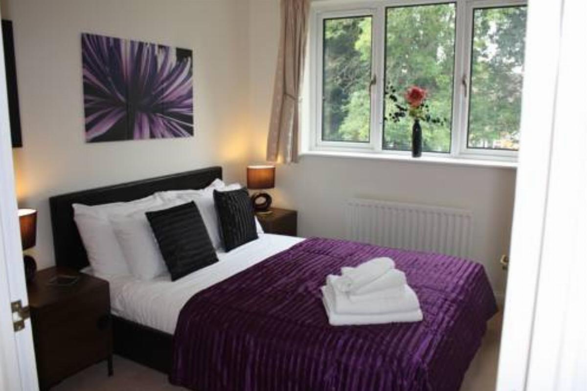 Berkshire Rooms Ltd - Gray Place Hotel Bracknell United Kingdom